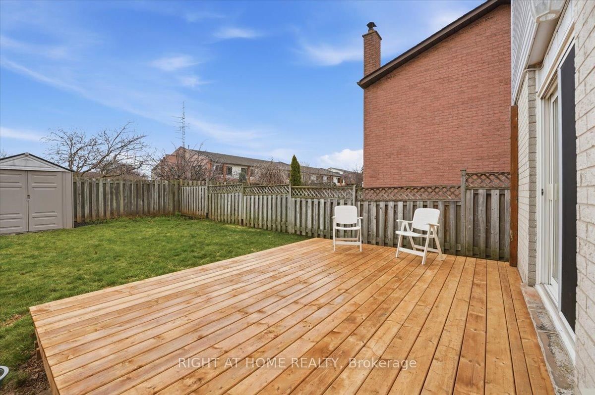 26 Ellington Avenue - Photo 44