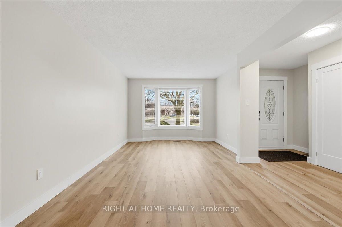 26 Ellington Avenue - Photo 8