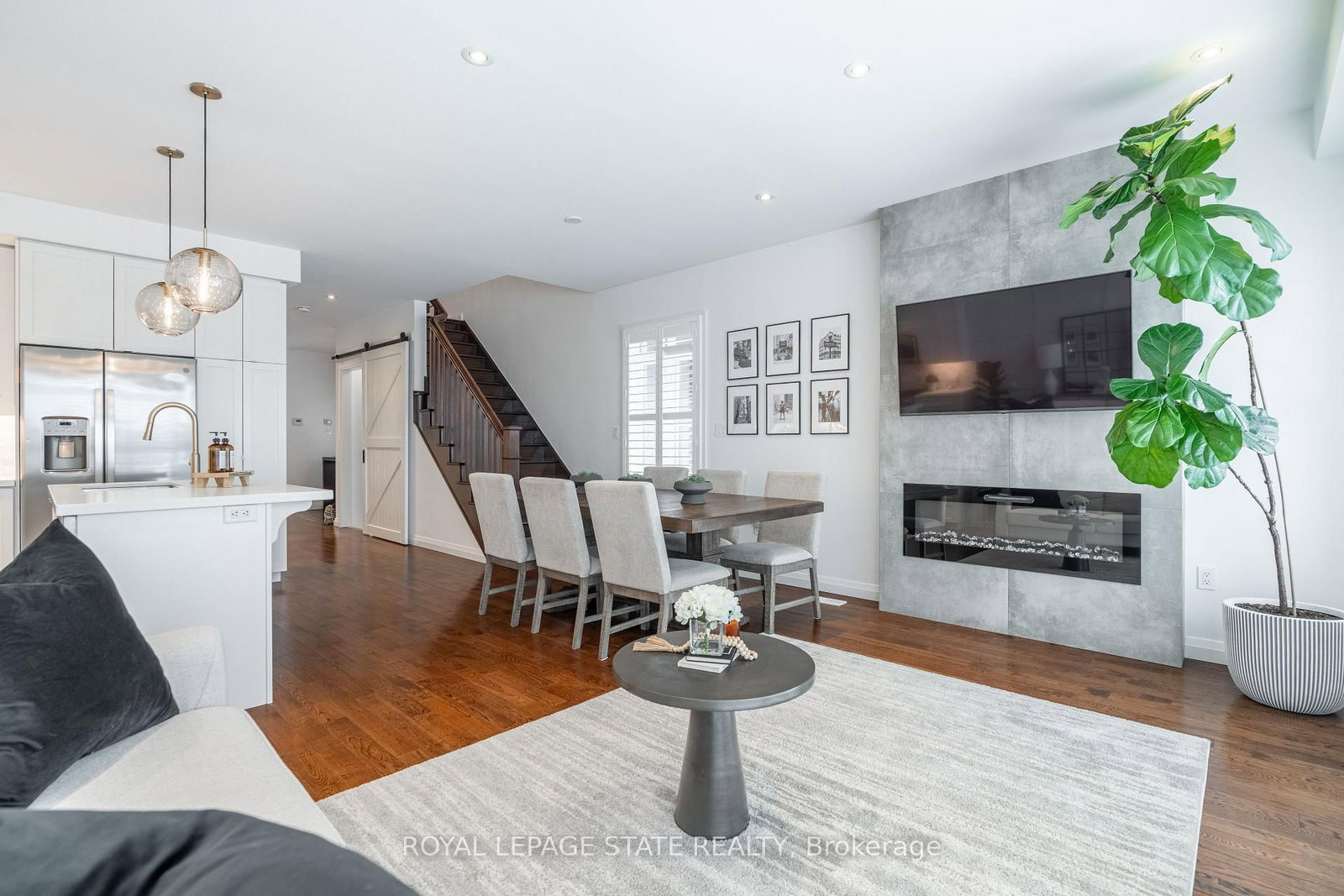 35 Midhurst Heights, Unit 22 - Photo 12