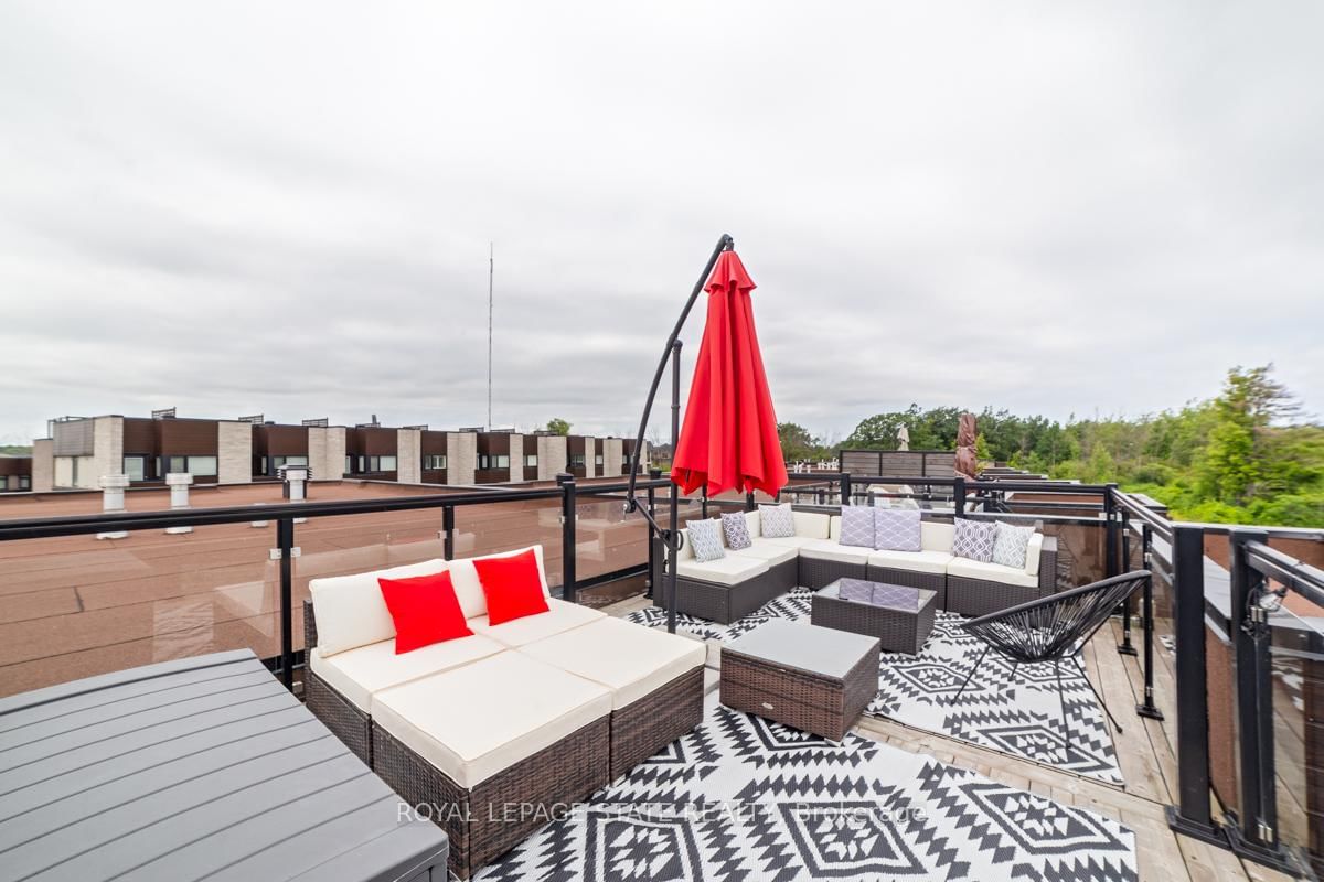 35 Midhurst Heights, Unit 22 - Photo 28