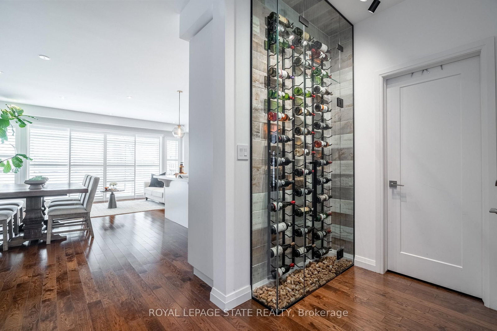 35 Midhurst Heights, Unit 22 - Photo 8