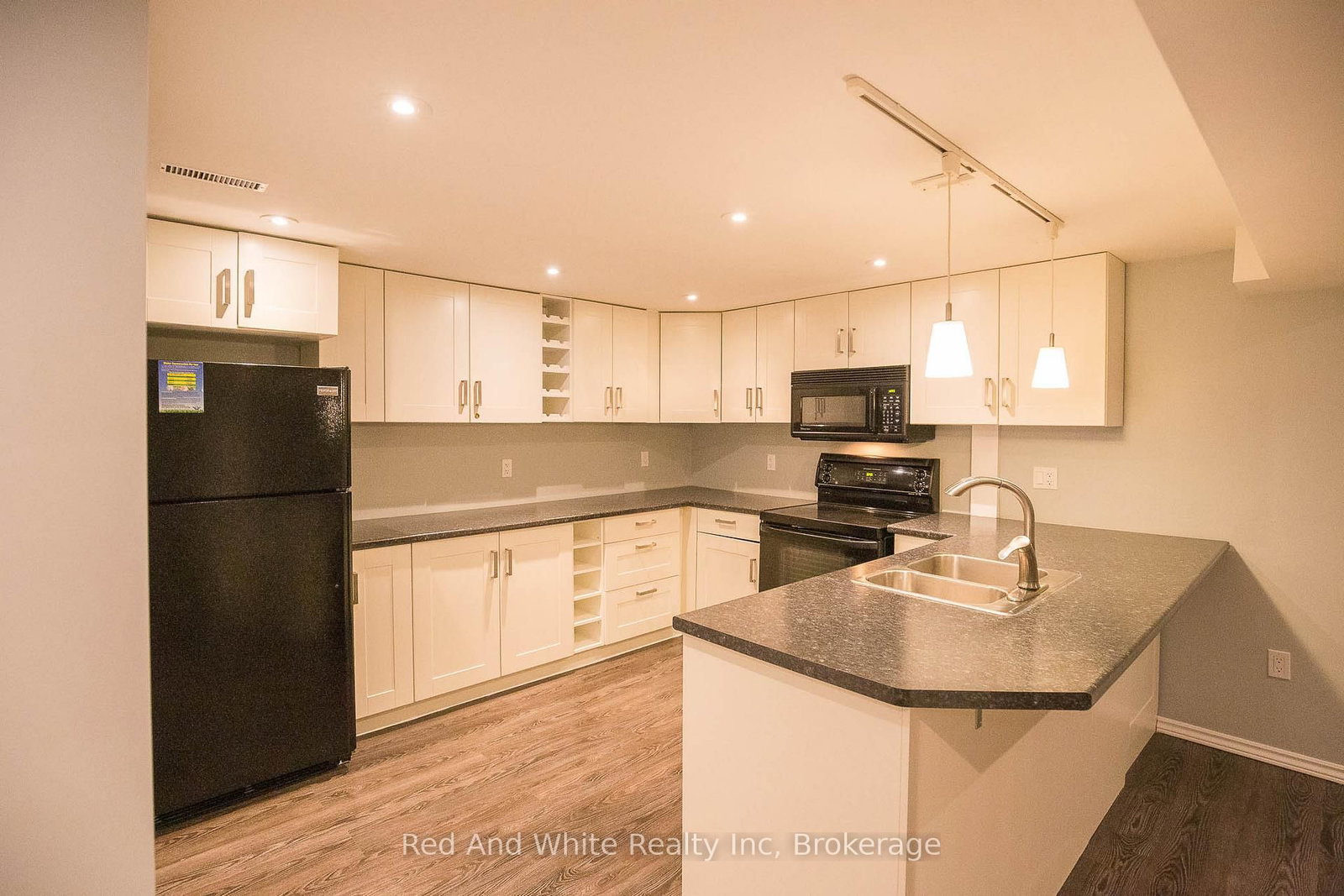 96 PATHFINDER Crescent - Photo 15