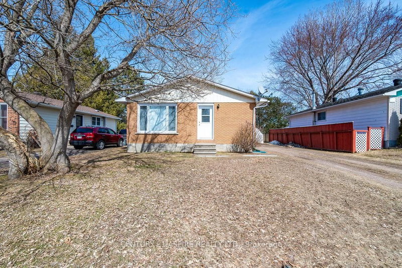 home for sale on 1147 Boundary Road W