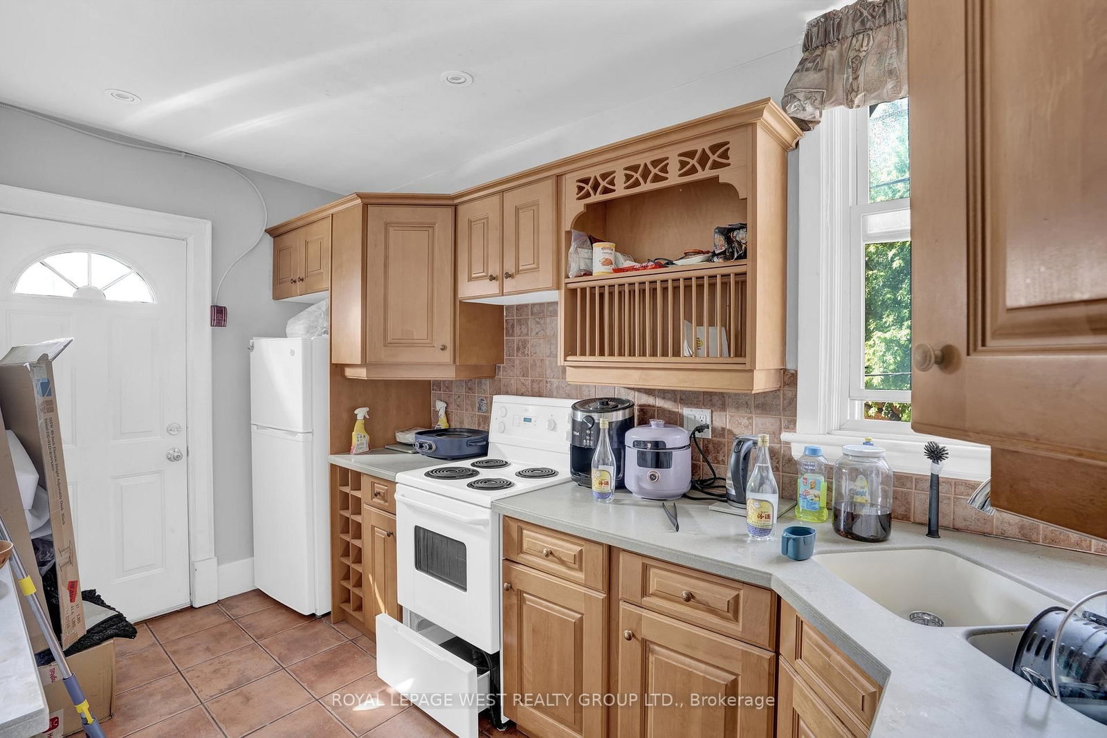 174 John Street S - Photo 10