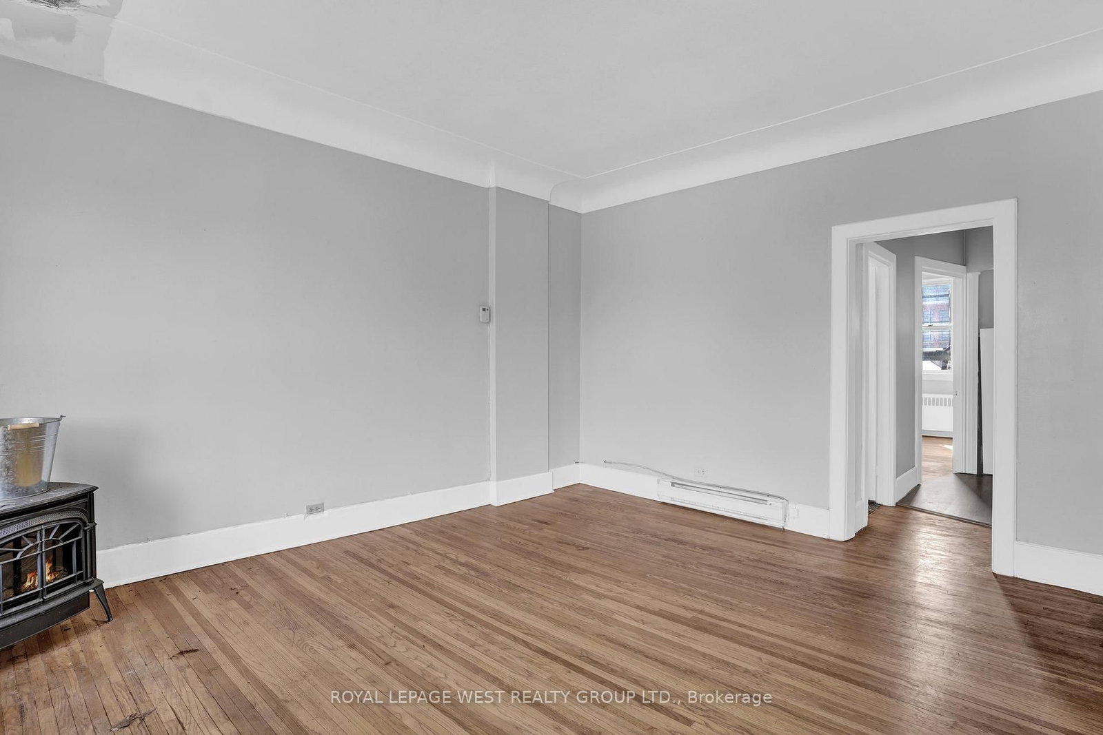 174 John Street S - Photo 14