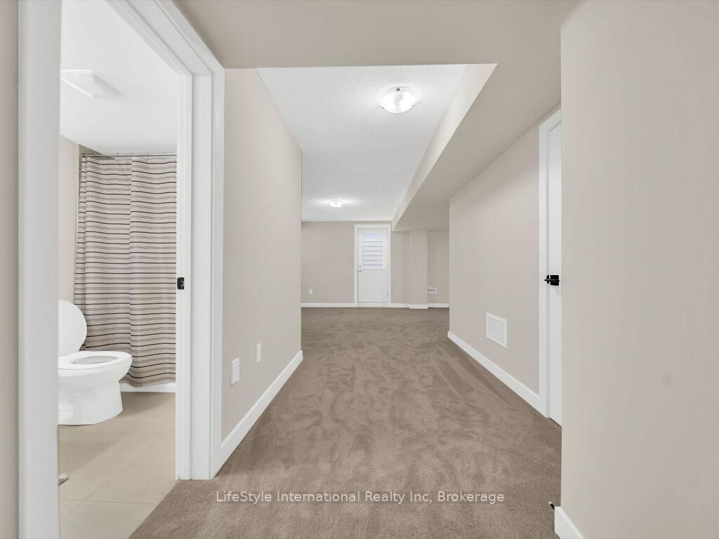 24 Hutchison Road - Photo 33