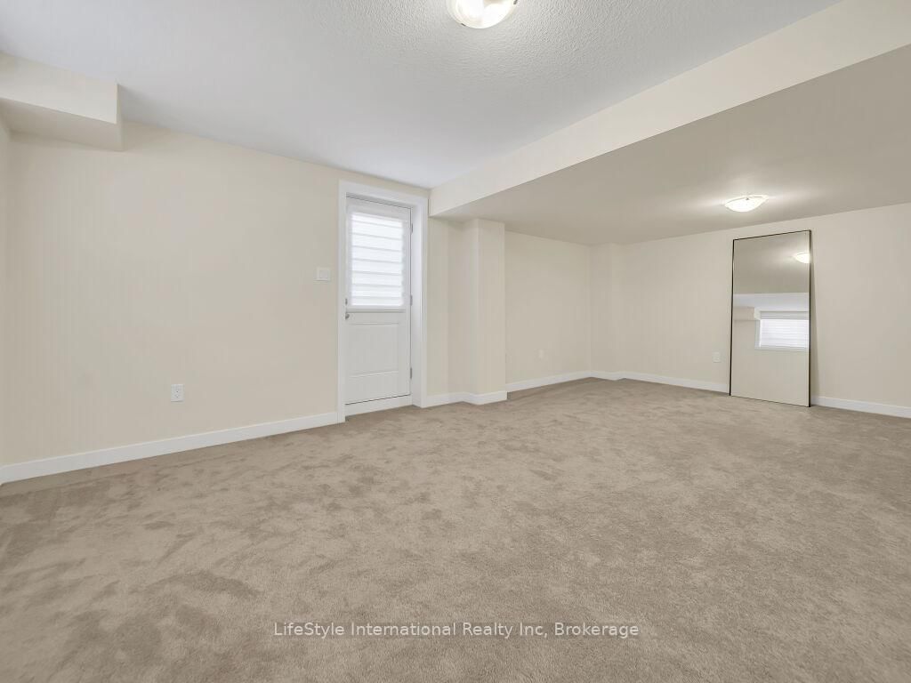 24 Hutchison Road - Photo 35