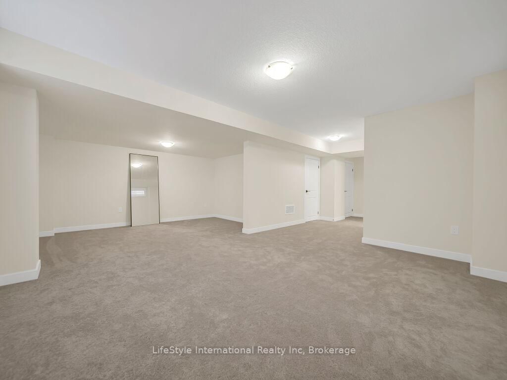 24 Hutchison Road - Photo 36