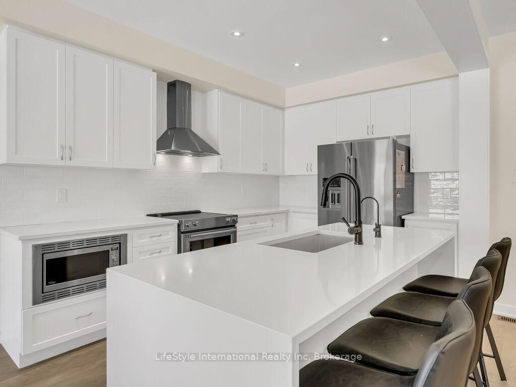 24 Hutchison Road - Photo 7