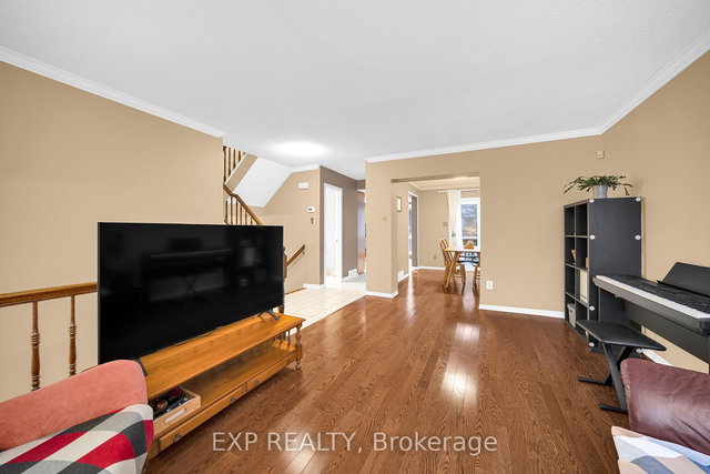 4 Huntersfield Drive