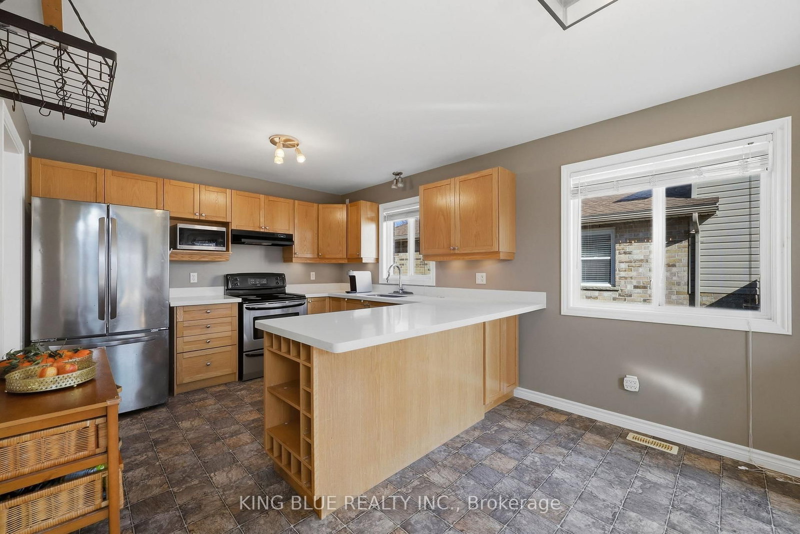 Detached House for sale at 1815 BAYSWATER Crescent, London North, Ontario, N6G 5N1 - North E - MLS: X12991294