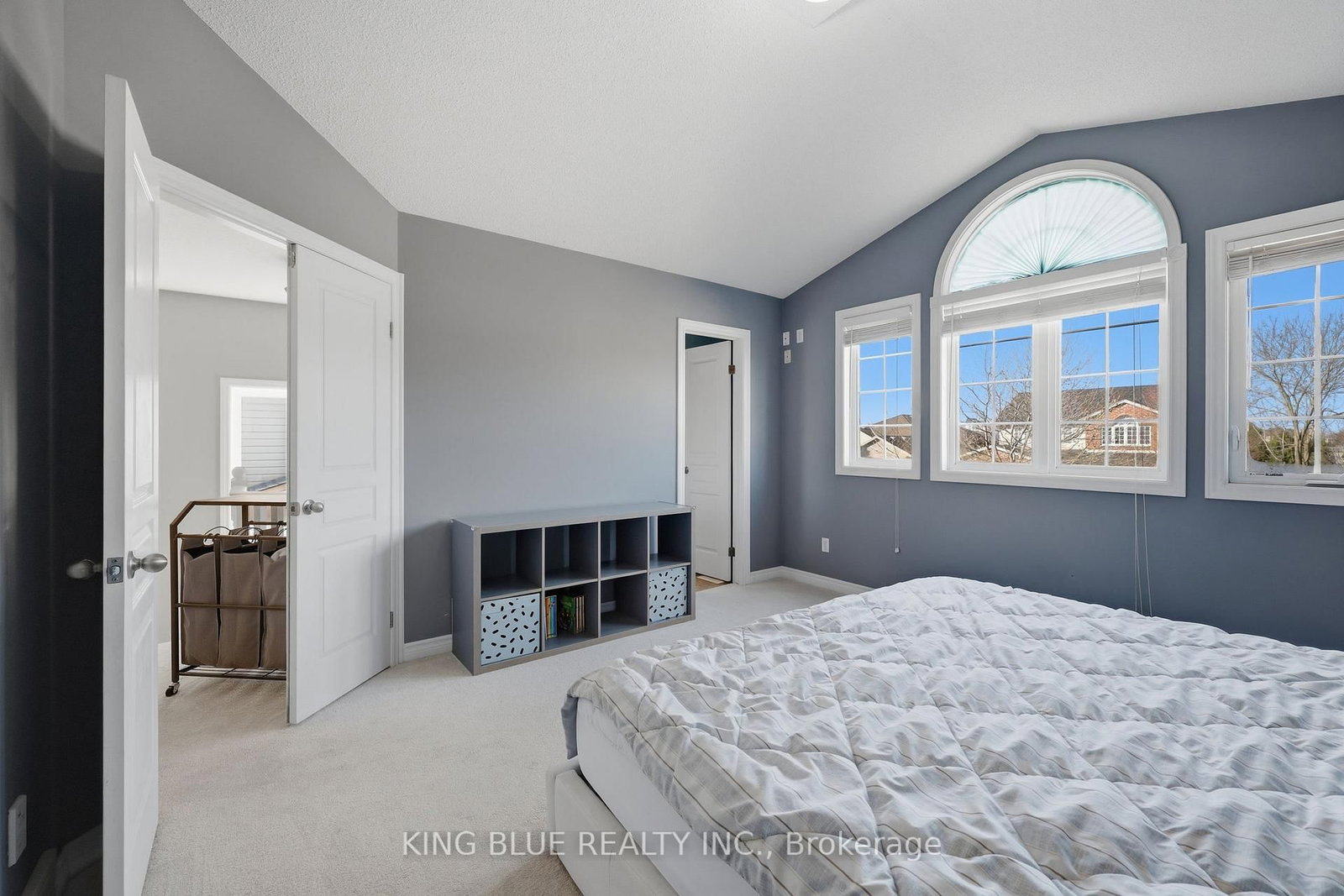 Detached House for sale at 1815 BAYSWATER Crescent, London North, Ontario, N6G 5N1 - North E - MLS: X12991294