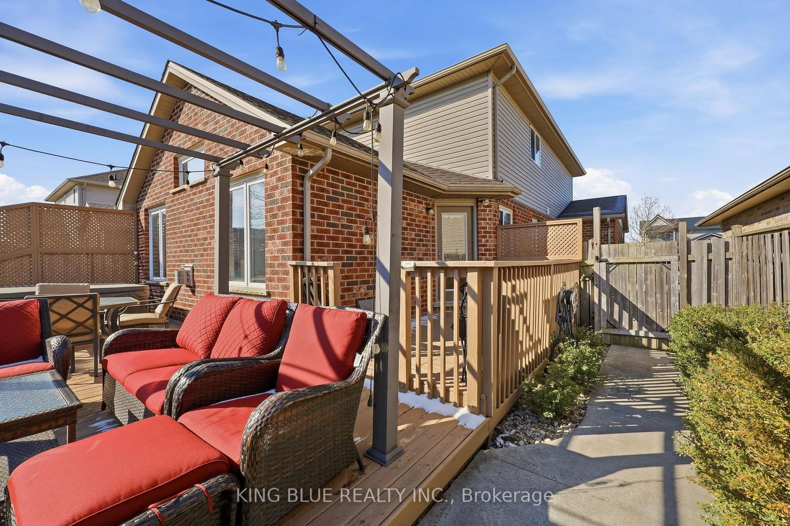 Detached House for sale at 1815 BAYSWATER Crescent, London North, Ontario, N6G 5N1 - North E - MLS: X12991294