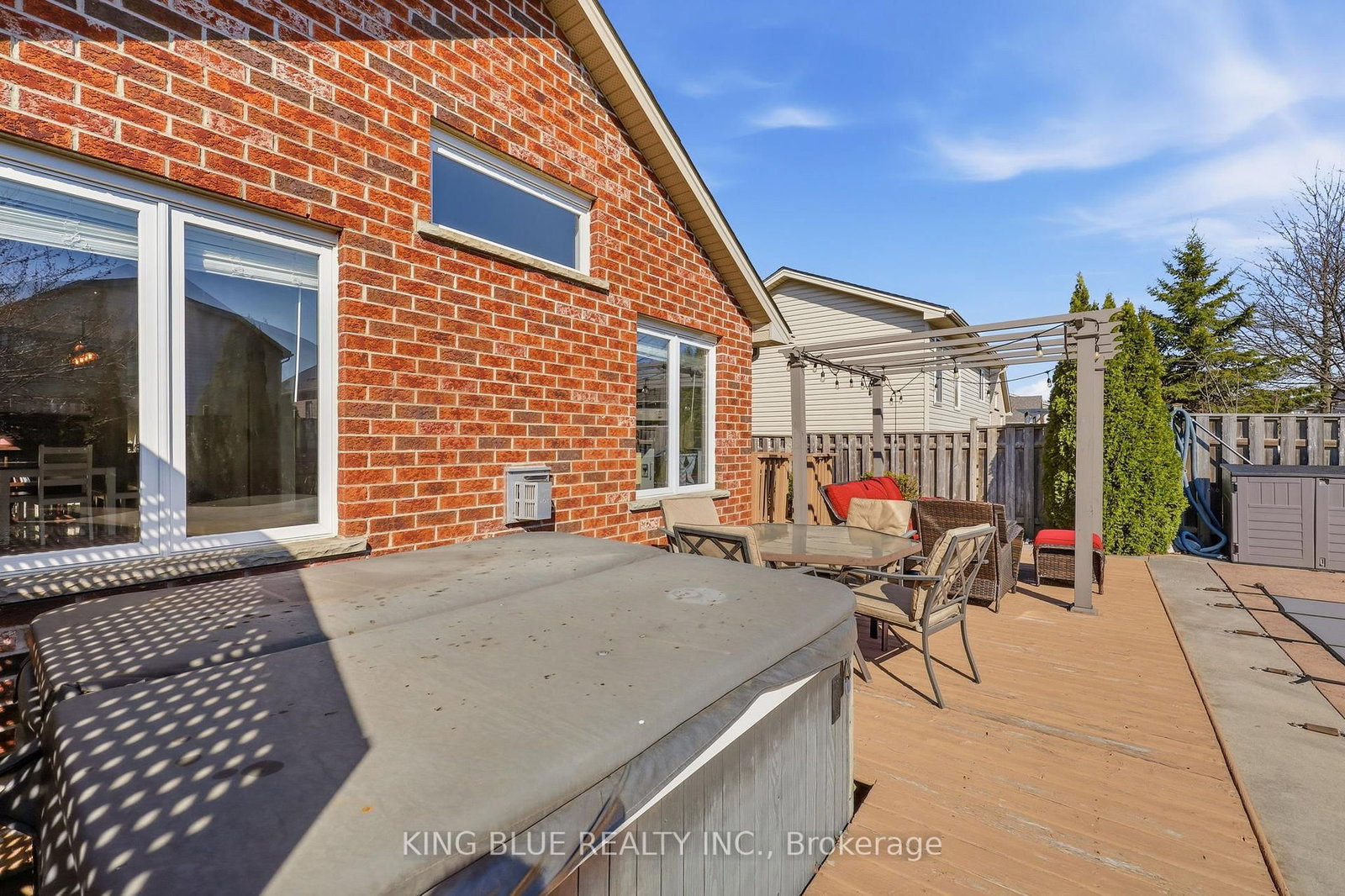 Detached House for sale at 1815 BAYSWATER Crescent, London North, Ontario, N6G 5N1 - North E - MLS: X12991294