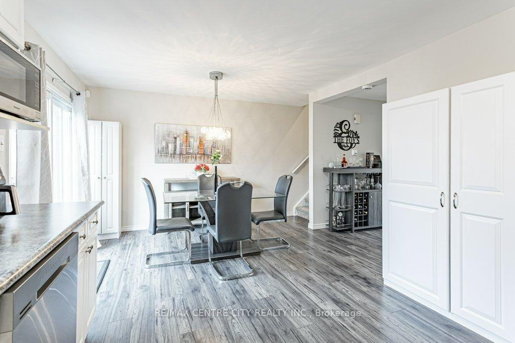 Townhouse for sale at 19-490 Third Street, London East, Ontario, N5V 4A2 - East H - MLS: X12991368