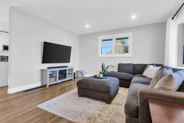 868 Grosvenor Street