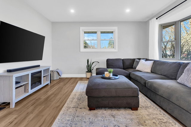 868 Grosvenor Street