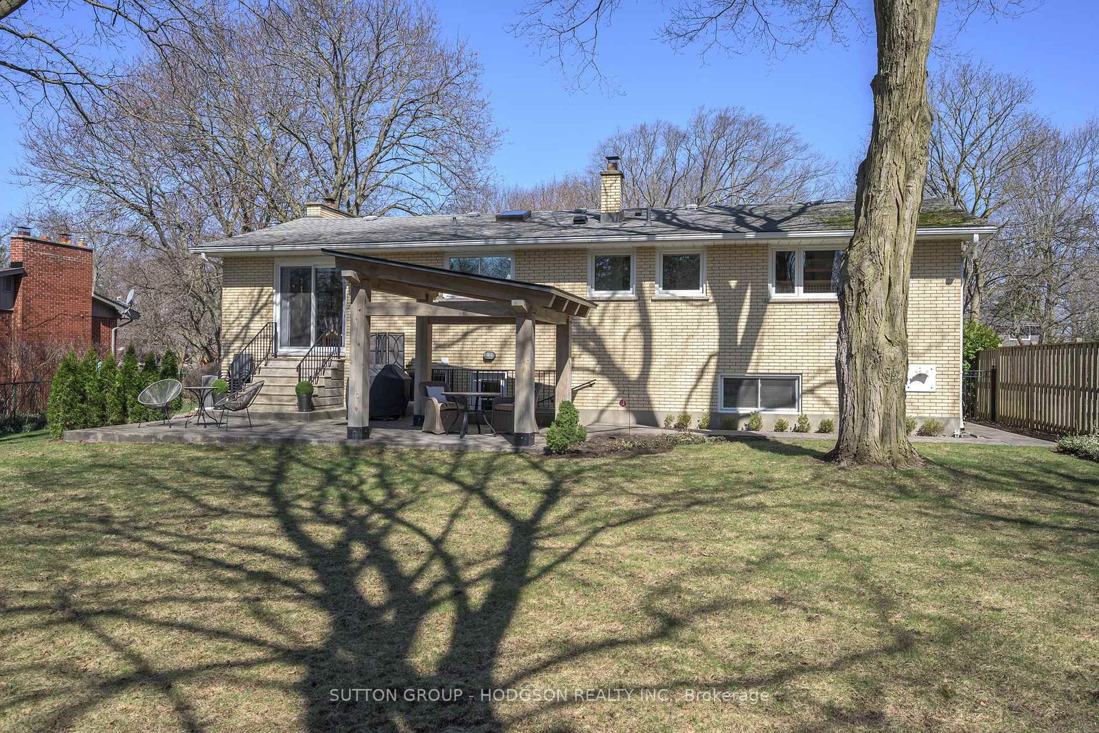 Detached House for sale at 189 Hunt Club Drive, London North, Ontario, N6H 3Y8 - North L - MLS: X12991434