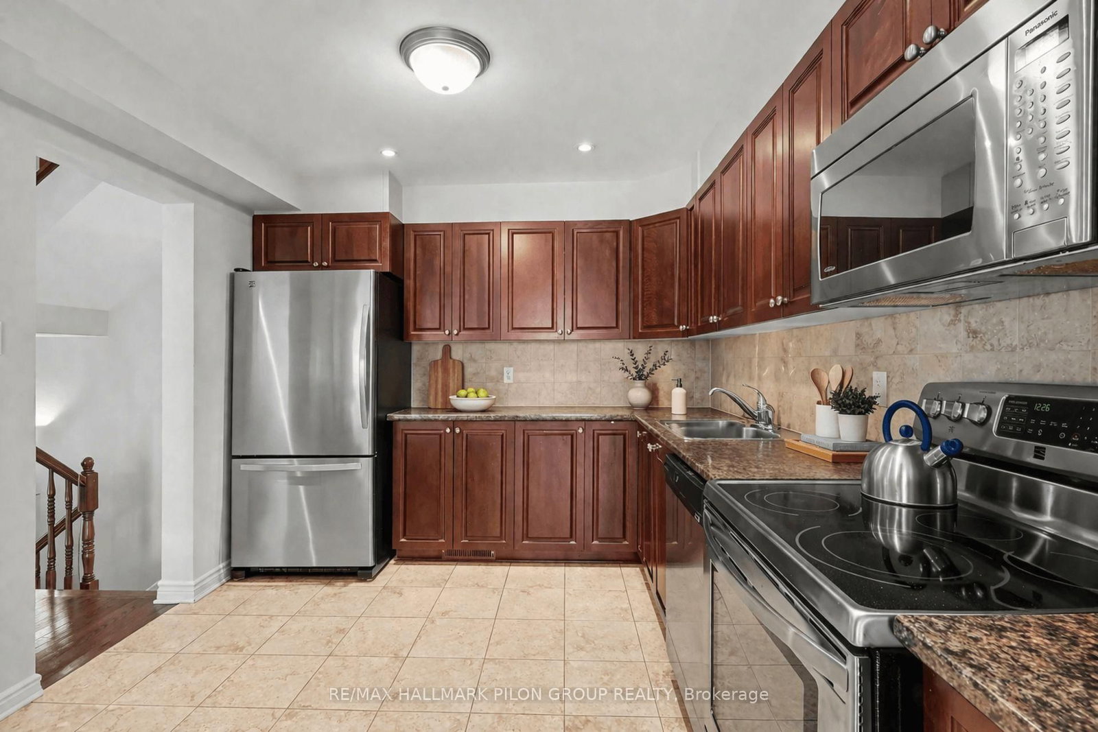 Townhouse for sale at 317 Ravenswood Way, Ottawa, Ontario, K4A 0R9 - Avalon East - MLS: X12991464