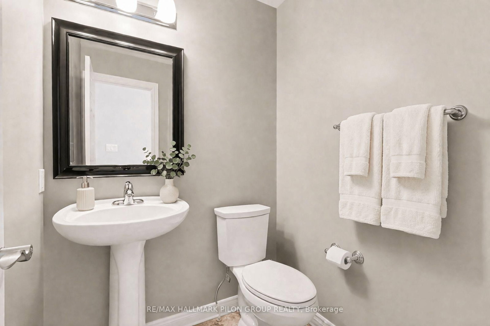 Townhouse for sale at 317 Ravenswood Way, Ottawa, Ontario, K4A 0R9 - Avalon East - MLS: X12991464