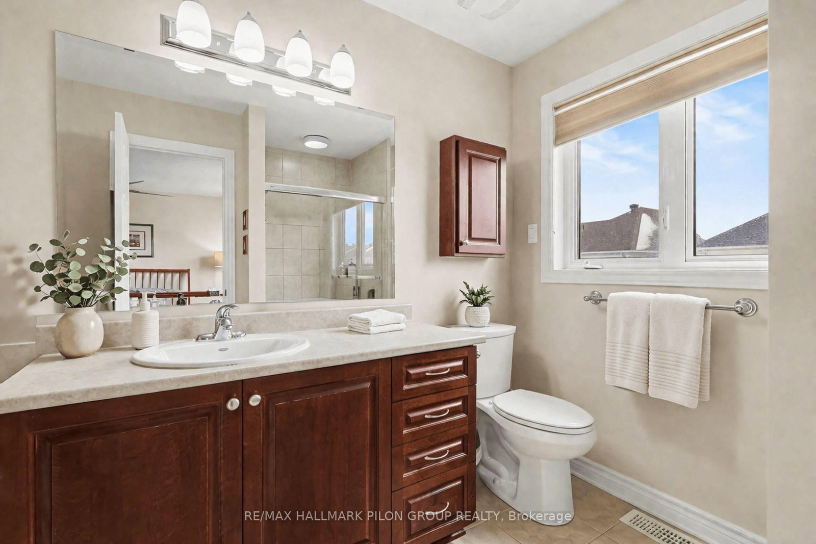 Townhouse for sale at 317 Ravenswood Way, Ottawa, Ontario, K4A 0R9 - Avalon East - MLS: X12991464