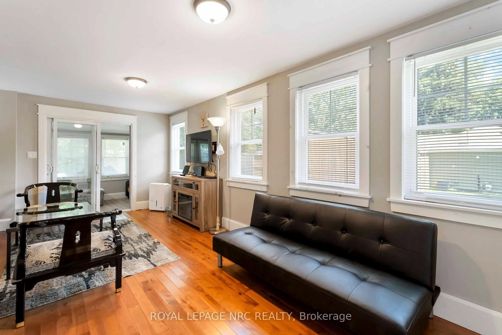 Detached House for sale at 3242 Riselay Avenue, Fort Erie, Ontario, L0S 1N0 - Ridgeway - MLS: X12991494