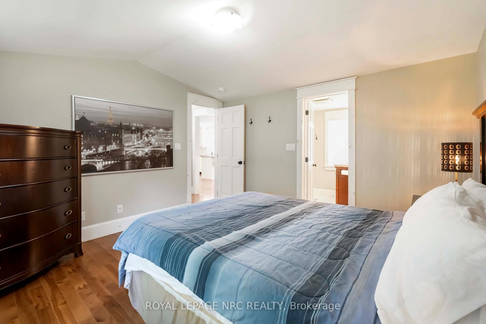 Detached House for sale at 3242 Riselay Avenue, Fort Erie, Ontario, L0S 1N0 - Ridgeway - MLS: X12991494