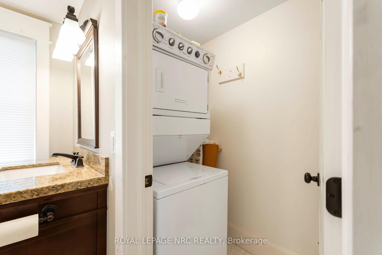 Detached House for sale at 3242 Riselay Avenue, Fort Erie, Ontario, L0S 1N0 - Ridgeway - MLS: X12991494