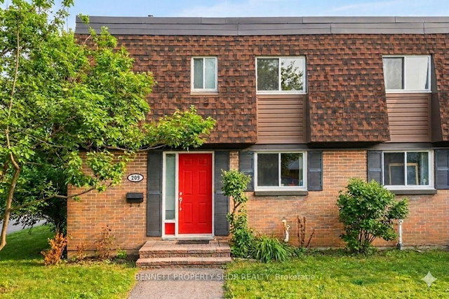 41 - 209 Ridgepark Private