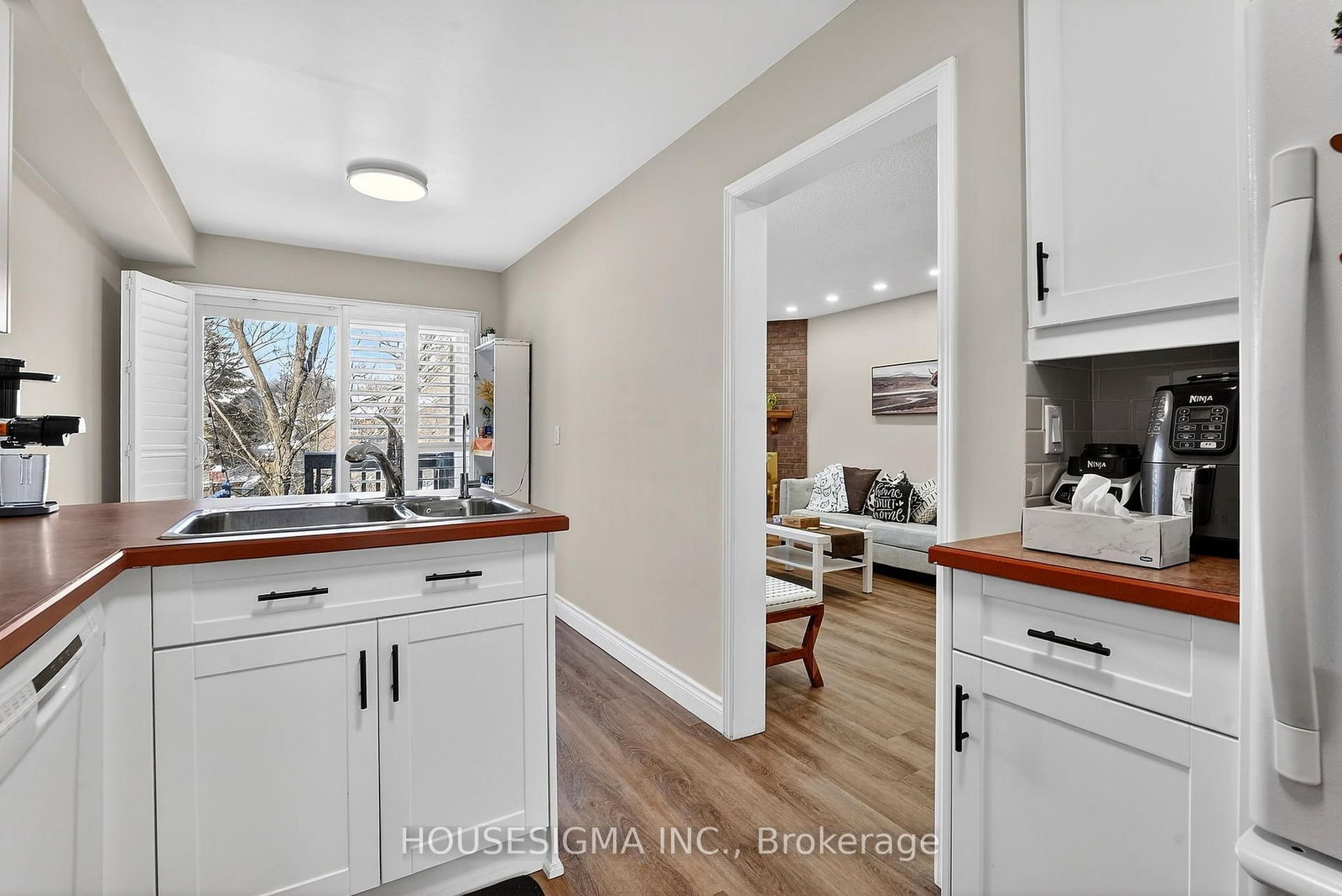 14 Huntingwood Avenue, Unit 2 - Photo 15