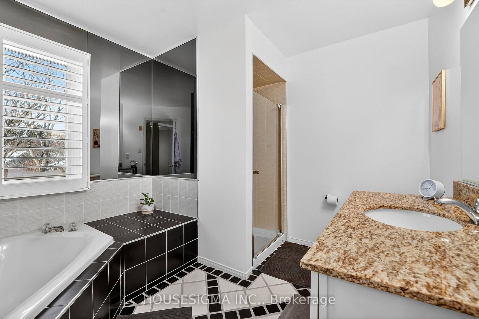 14 Huntingwood Avenue, Unit 2 - Photo 28