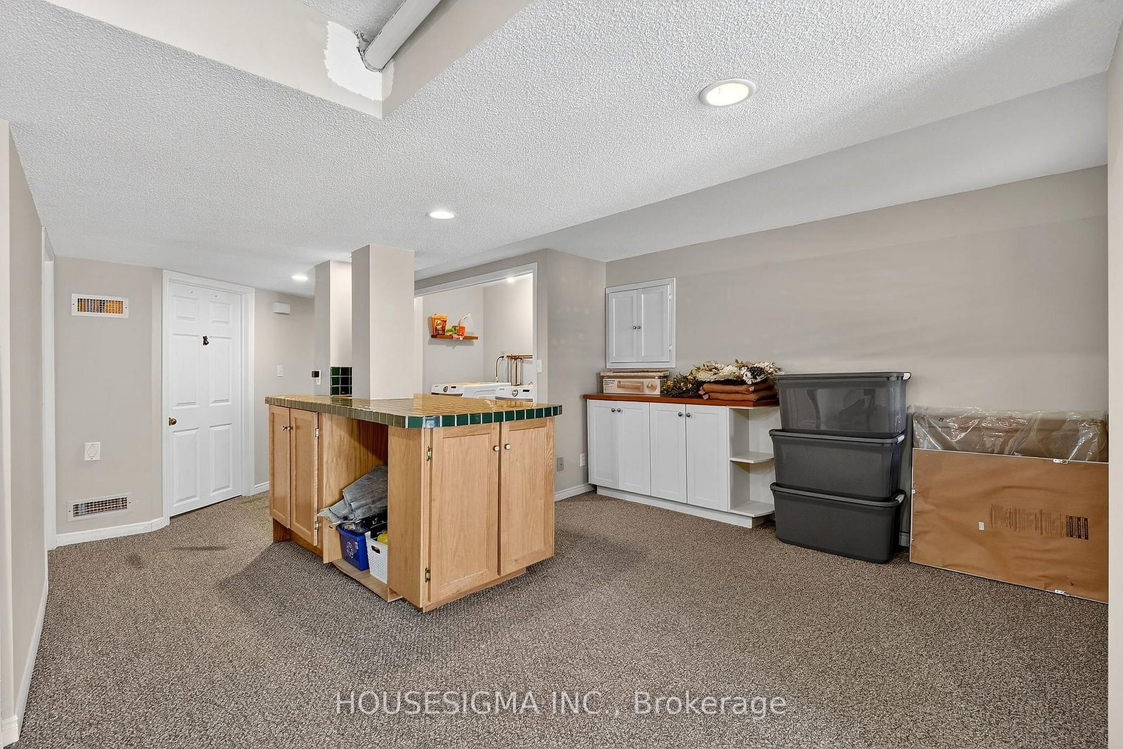 14 Huntingwood Avenue, Unit 2 - Photo 33