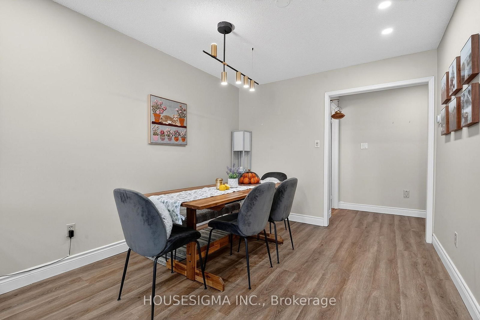 14 Huntingwood Avenue, Unit 2 - Photo 8