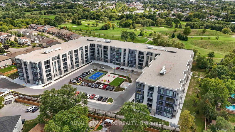 LP45 - 50 Herrick Ave, St. Catharines, L2P 0G3 | Image 2