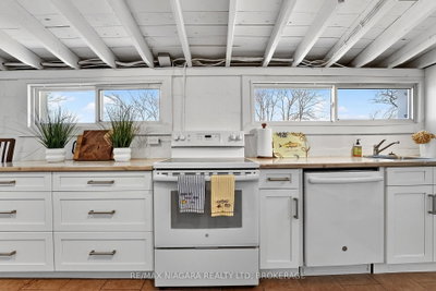 239 Pleasant Beach Road — more photos