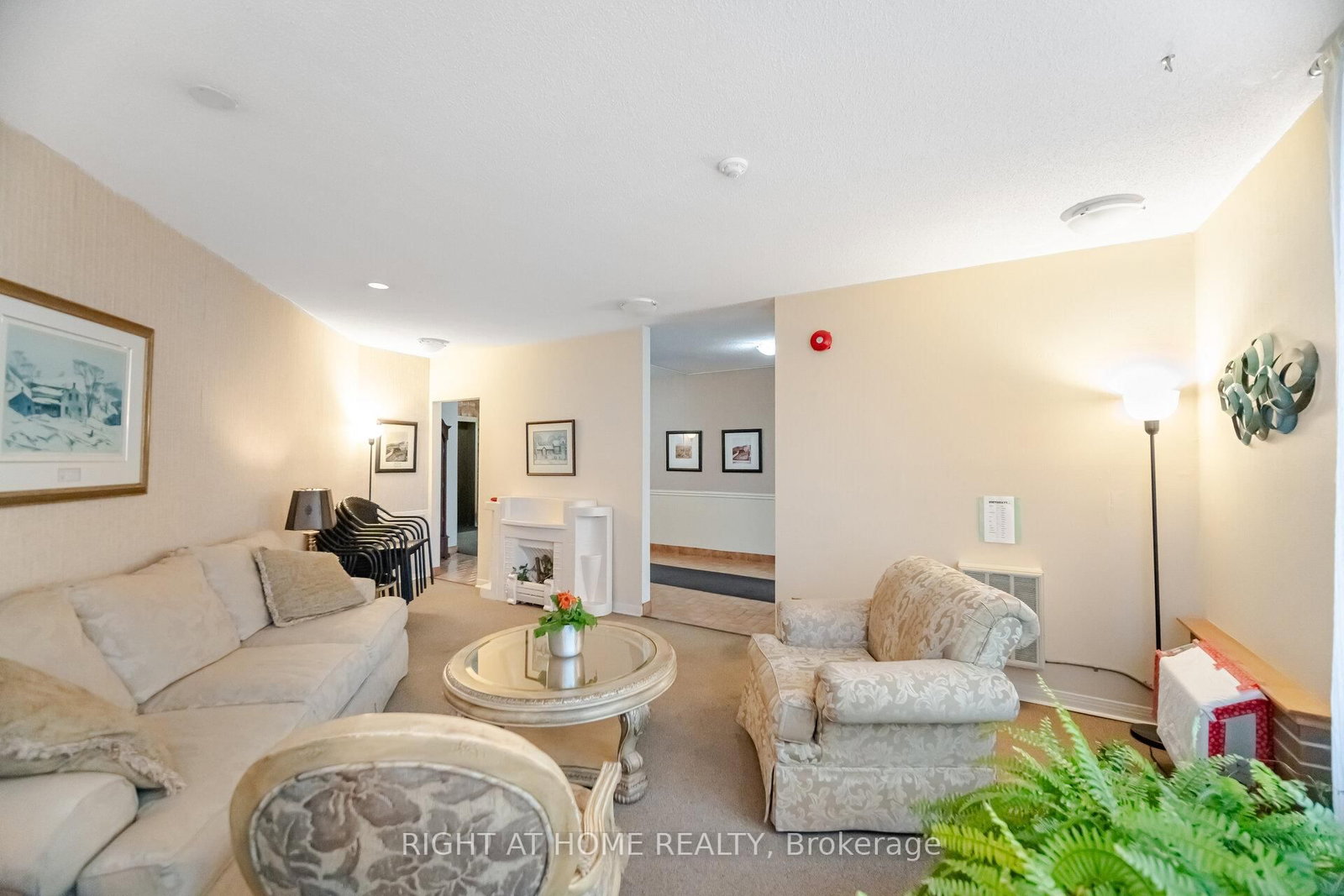 166 Mountain Park Avenue, Unit 201 - Photo 21