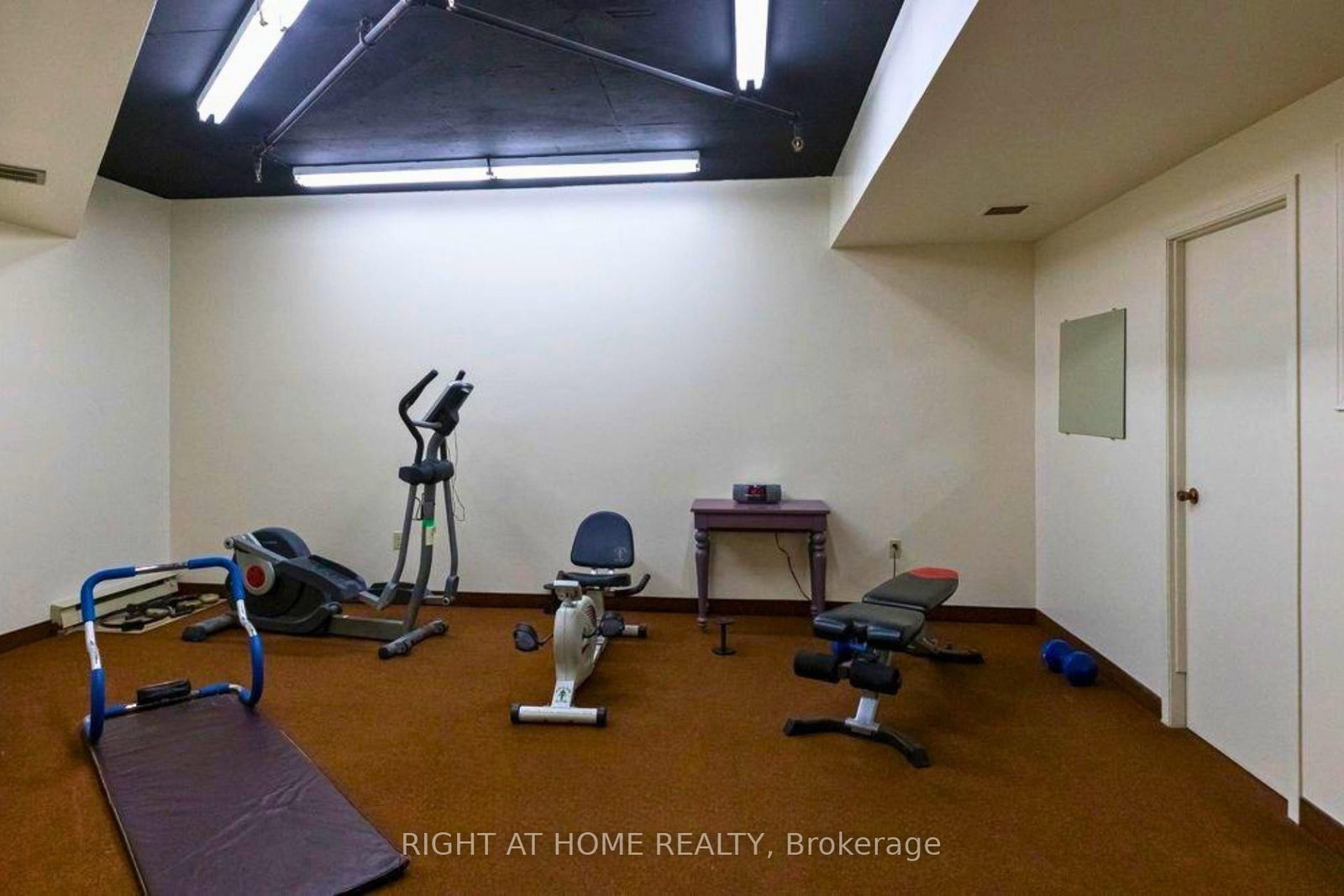 166 Mountain Park Avenue, Unit 201 - Photo 26