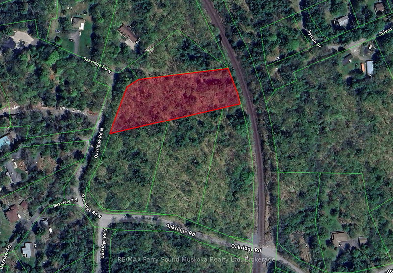 home for sale on 17 Oakridge Road N