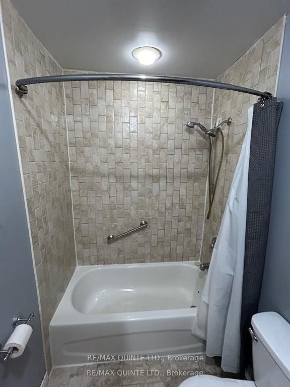 Detached House for sale at 108 Nicholas Street, Quinte West, Ontario, K8V 6B2 - Trenton Ward - MLS: X12991838