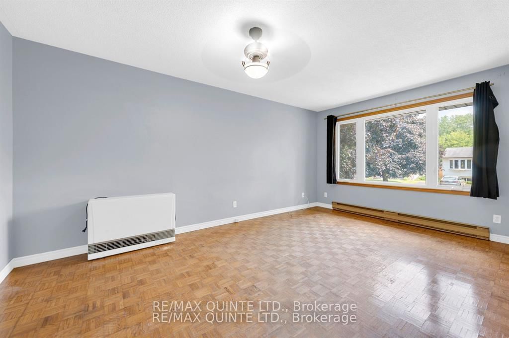 Detached House for sale at 108 Nicholas Street, Quinte West, Ontario, K8V 6B2 - Trenton Ward - MLS: X12991838