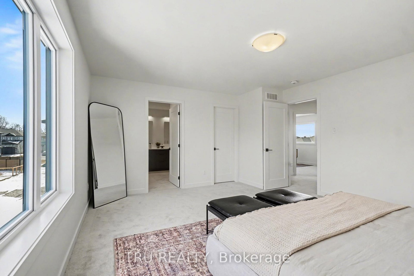 Detached House for sale at 931 Cologne Street, Russell, Ontario, K0A 1W0 - Embrun - MLS: X12991844