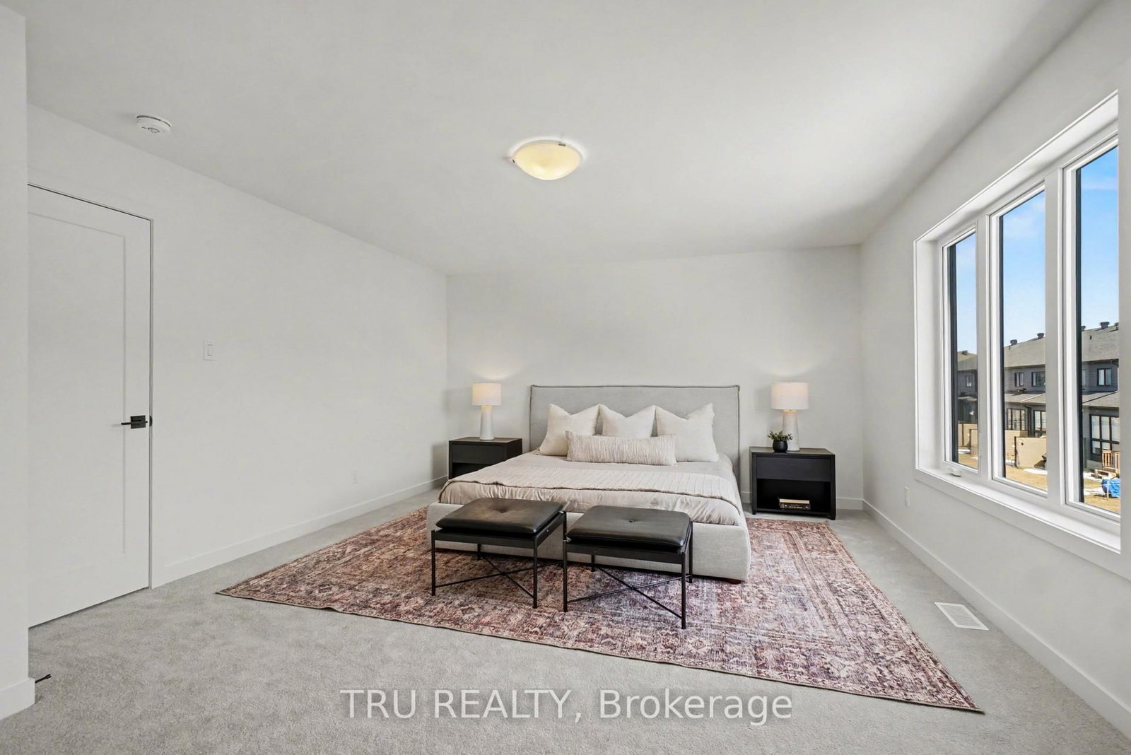 Detached House for sale at 931 Cologne Street, Russell, Ontario, K0A 1W0 - Embrun - MLS: X12991844