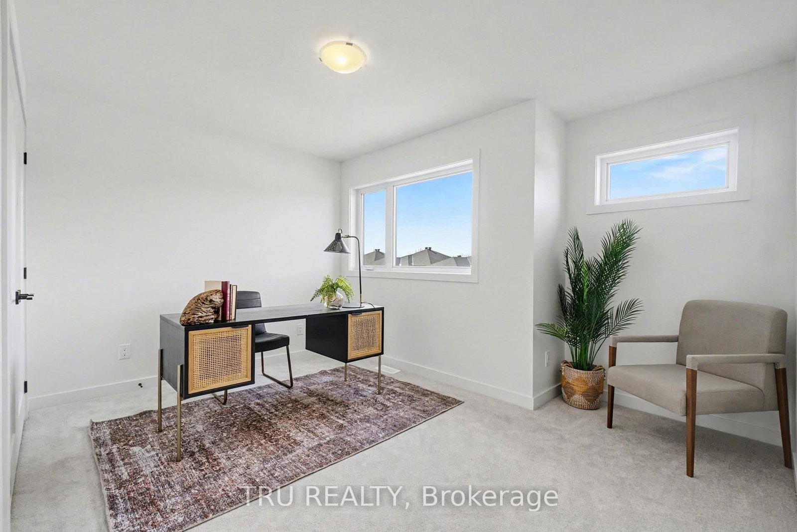 Detached House for sale at 931 Cologne Street, Russell, Ontario, K0A 1W0 - Embrun - MLS: X12991844