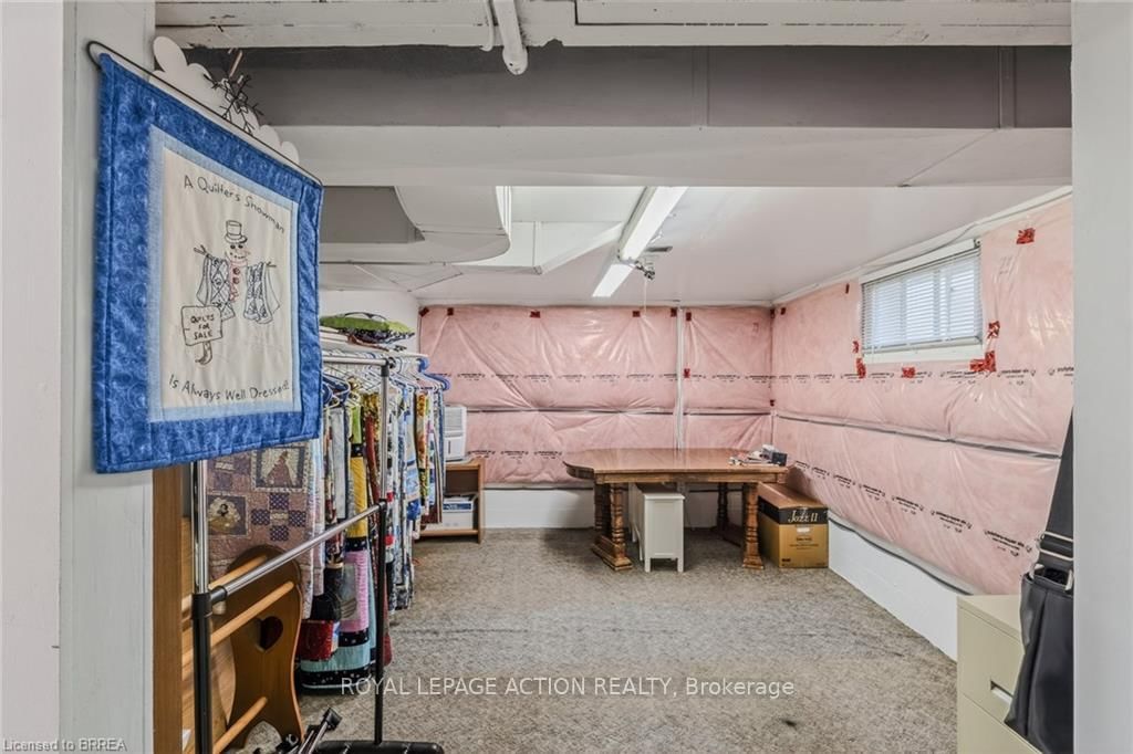 19 Lyndsay Street - Photo 43