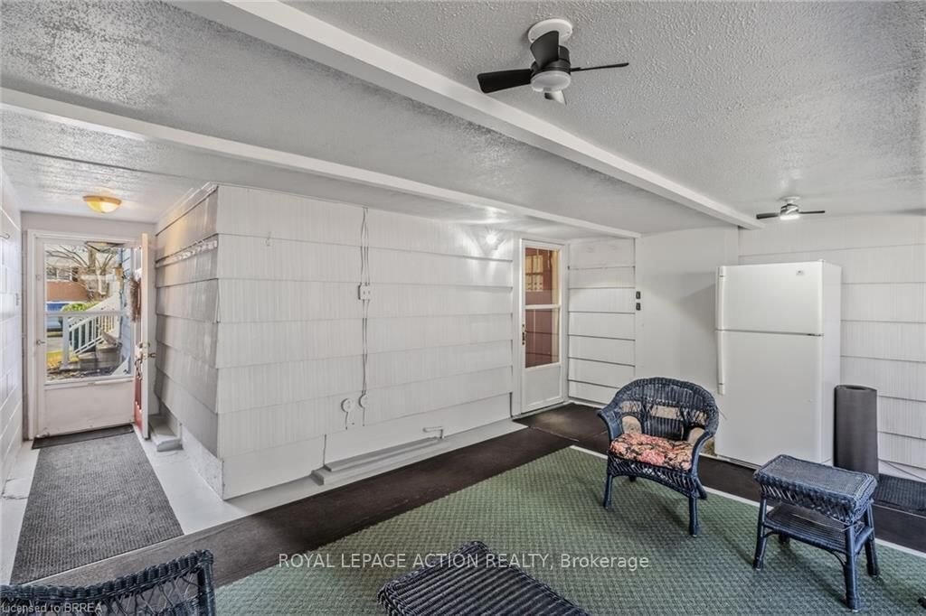 19 Lyndsay Street - Photo 7