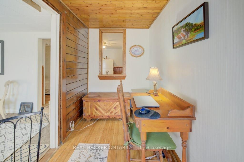 Detached House for sale at 458 Upper Wentworth Street, Hamilton, Ontario, L9A 4T7 - Inch Park - MLS: X12991986