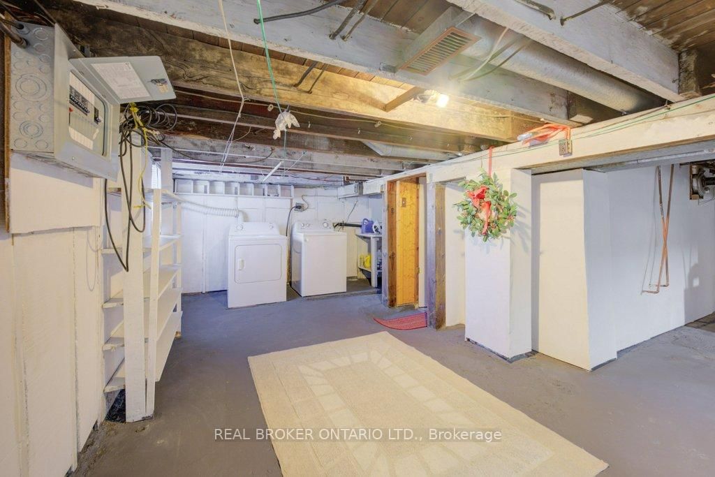 Detached House for sale at 458 Upper Wentworth Street, Hamilton, Ontario, L9A 4T7 - Inch Park - MLS: X12991986