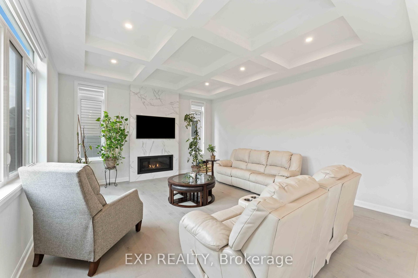 700 Coast Circle - Photo 4