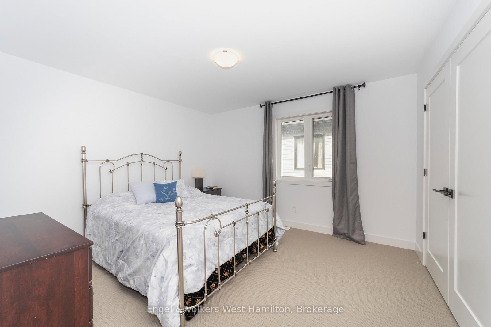 374 Big Dipper Street • Ottawa, ON photo 20