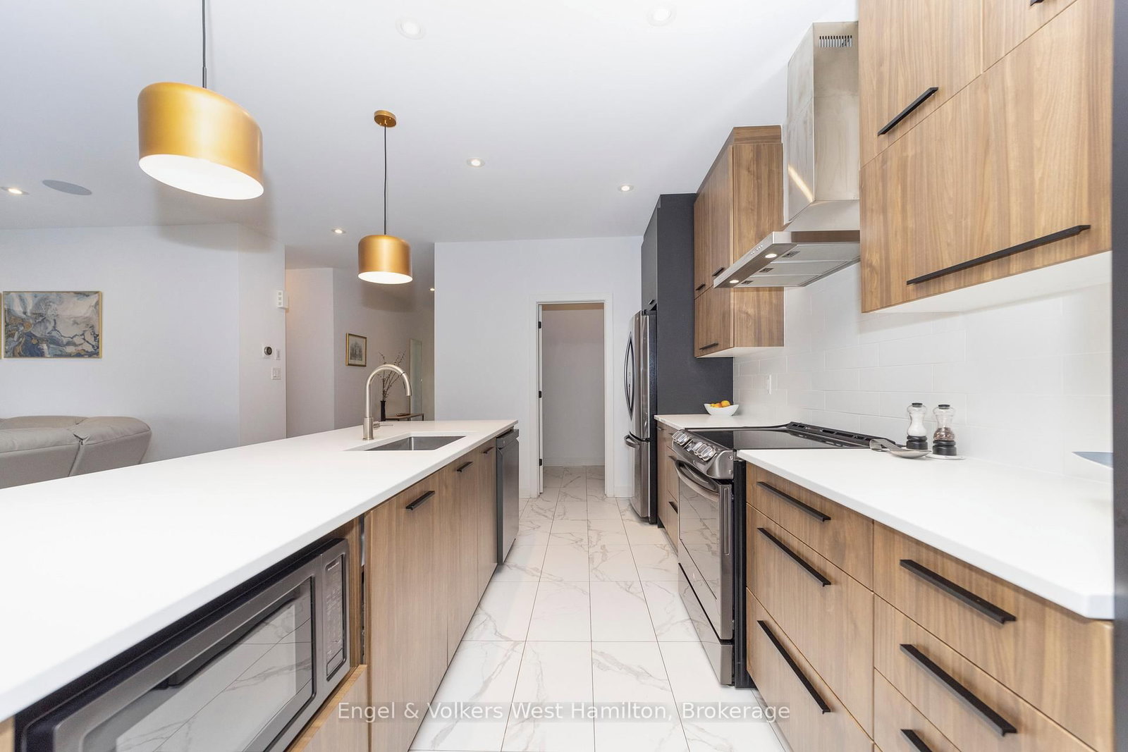 374 Big Dipper Street • Ottawa, ON photo 5